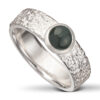 Fråst sølv ring, m/6 mm dyp grønn Turmalin.