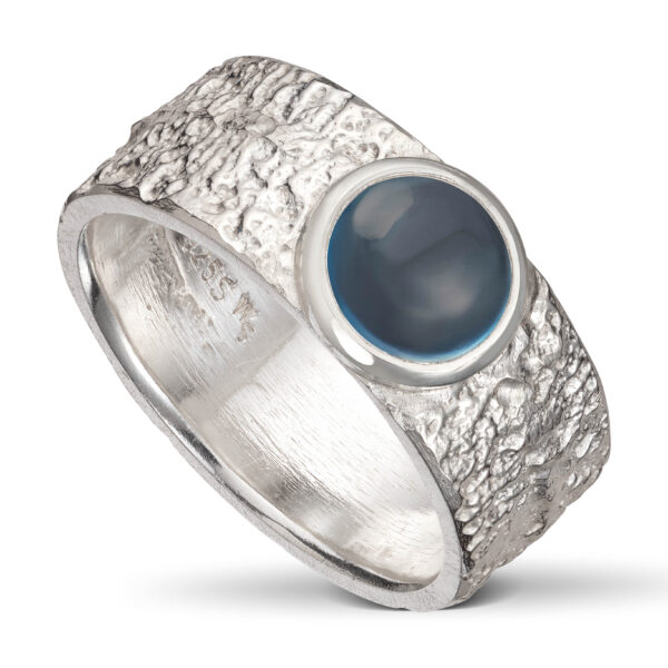 Frosted silver ring, w/8 mm deep blue Topaz.
